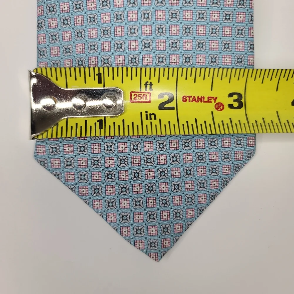 BLACK SMITH Blue/ Pink Silk Tie.